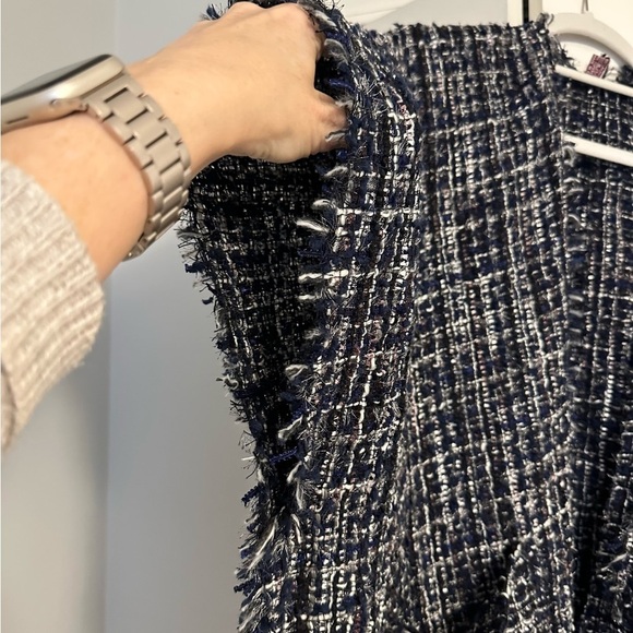 Cape Poncho Black & White!! - Picture 2 of 12